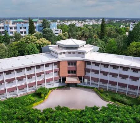 Siddaganga Institute of Technology campus in Tumakuru, Karnataka, featured among the top MCA colleges through PGCET.